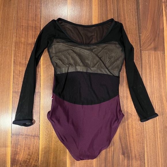 Yumiko Meagan Burgundy with Mesh Small - Picture 7 of 7